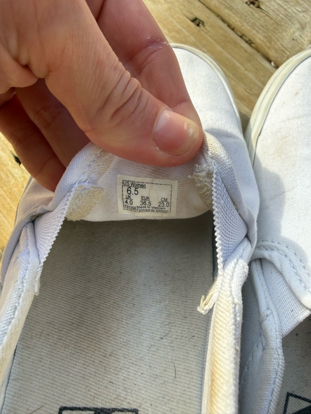 Women’s White Vans Canvas Slip-On Sneakers - Size 6.5 - Picture 8 of 8